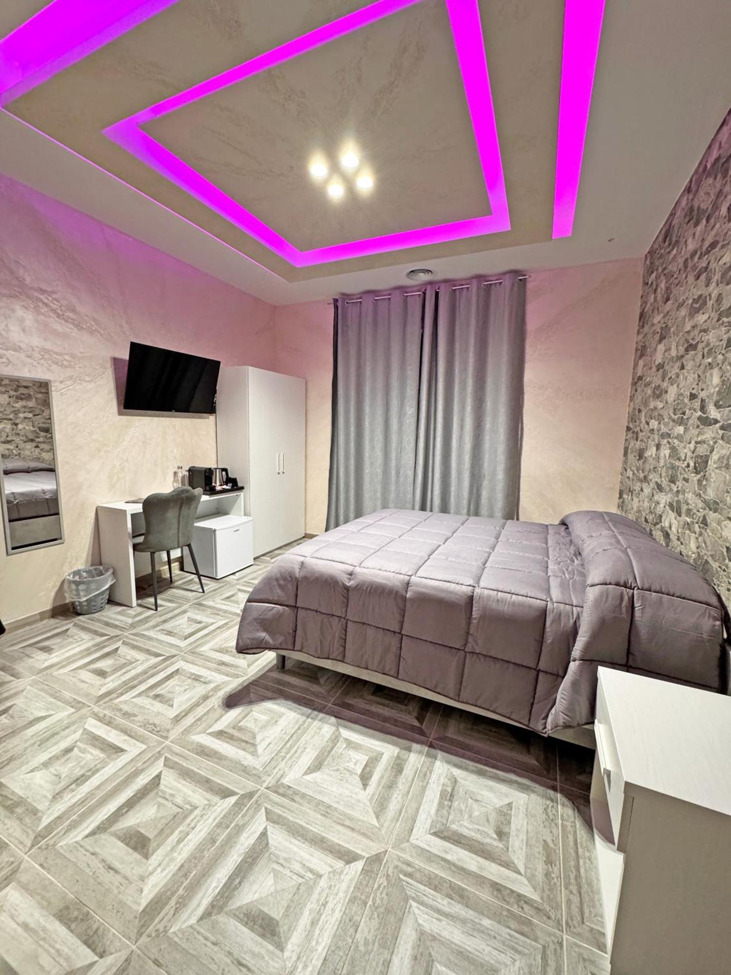 Red Rose Exclusive Rooms San Cesareo Exterior photo